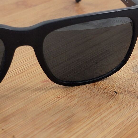 Tom Ford Stephenson Black Sunglasses TF775 01H Polarized 56 19 145 3P Italy - Picture 8 of 14